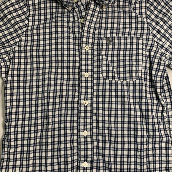 3/$25 A&F Button Down Polo - Picture 2 of 4